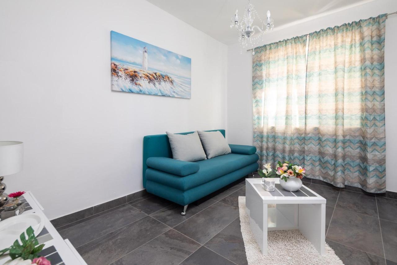 Sky Way Apartments ดูกีรัท ภายนอก รูปภาพ